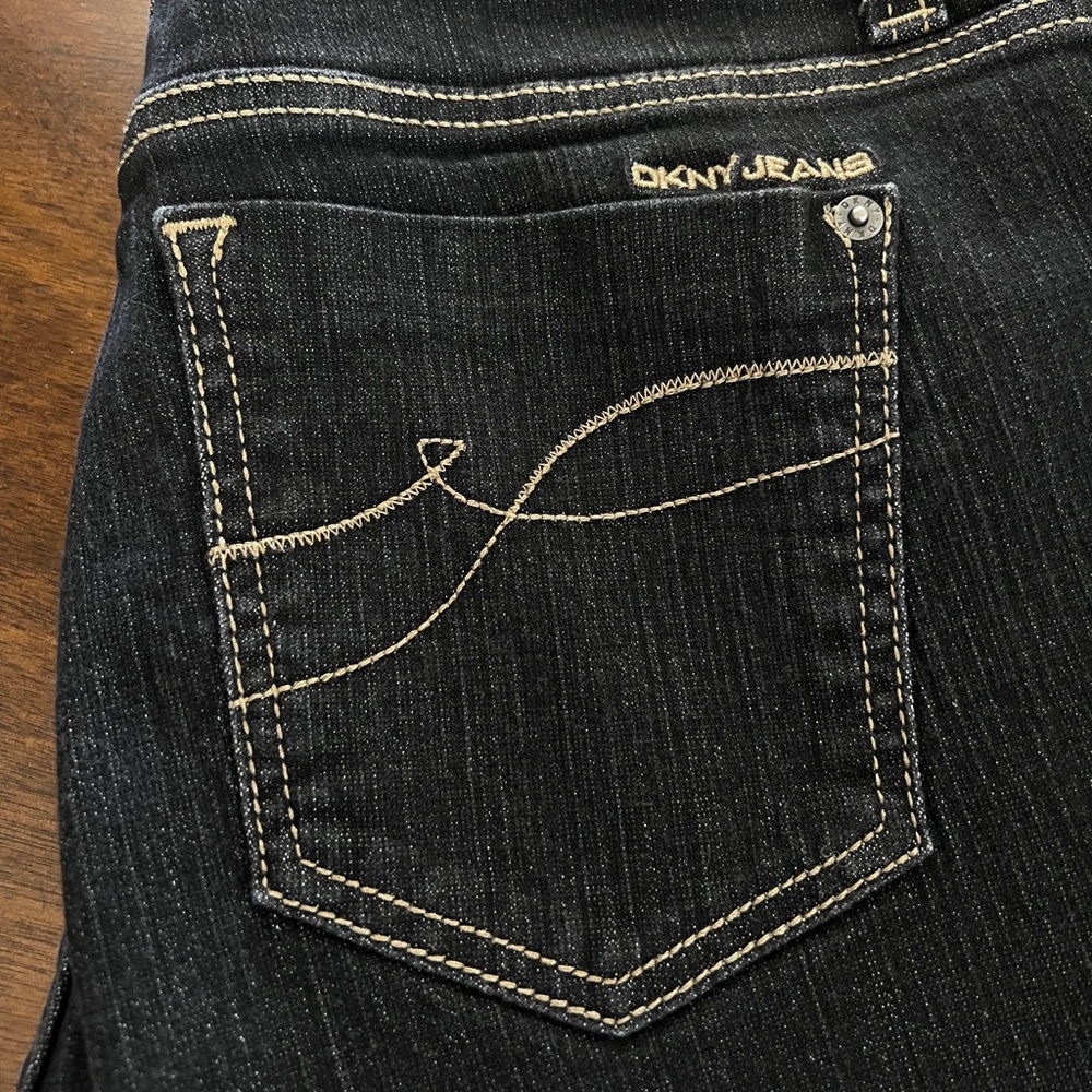 DKNY Jeans - 14